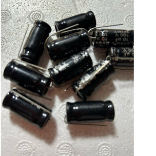 10 Tụ loa 10uf 100V 2 đầu cỡ 13x26