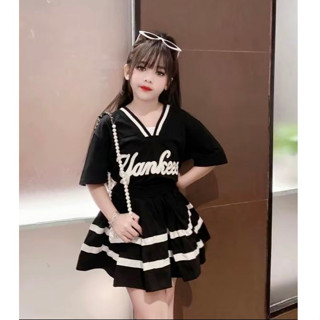 [9-55KG] Set Bộ Váy Xếp Ly in chữ YANKEE, Váy thời trang có LÓT QUẦN. Set dành cho Mẹ và Bé mùa hè này mặc đi làm đi học