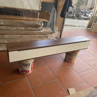  Kệ tivi treo tường dấu tay nắm bản lề giảm chấn phòng khách phòng ngủ kệ decor .Gỗ MDF lõi xanh chống ẩm 