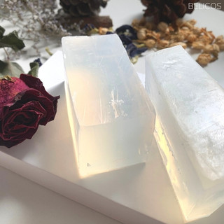 Phôi Xà Phòng Trong Suốt (MELT & POUR GLYCERIN SOAP BASE)