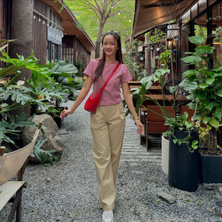 ÁO THUN SỌC ĐỎ