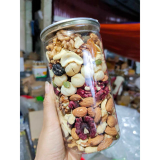 Ngũ Cốc Granola 500G Mix 5 Loại Hạt Dinh Dưỡng Macca Hạnh Nhân Óc Chó, Đồ Ăn Vặt Healthy, Ăn Kiêng Giảm Cân TH FOOD