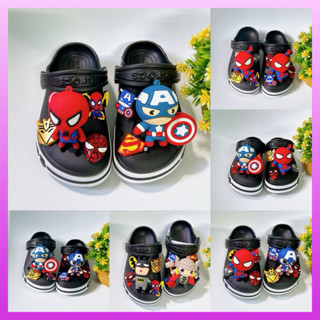 [Tặng 12 sticker] Dép Crocs Bay A màu đen Mix Siêu Anh hùng cho bé trai PHẢI ĐẶT CHÂN LÊN TỜ GIẤY MỚI CHUẨN SỐ ĐO ĐƯỢC Ạ