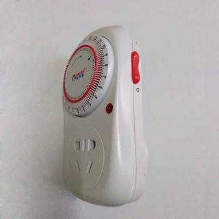 Ổ cắm hẹn giờ lập trình cơ Kerde TW-E05