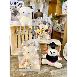 Hộp Quà Gấu Bông Kèm Hoa Đèn Led Tặng Tốt Nghiệp Decor