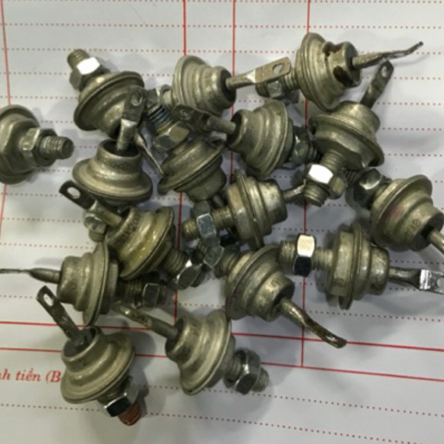 5 con Diode nạp 10A Liên xô