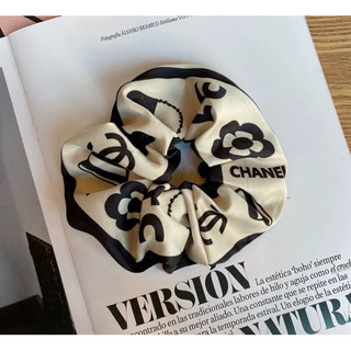 Cột tóc SCRUNCHIES lụa dễ thương đeo tay hot trend