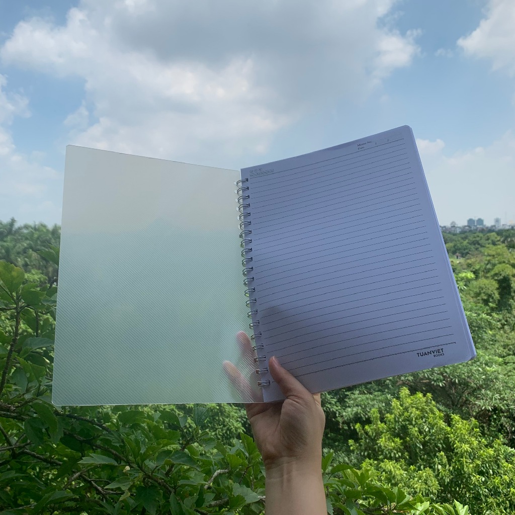 Sổ lò xo kẻ ngangTUANVIET BOOKS bìa nhựa trắng mờ/trong suốt A4-B5-A5 200 trang