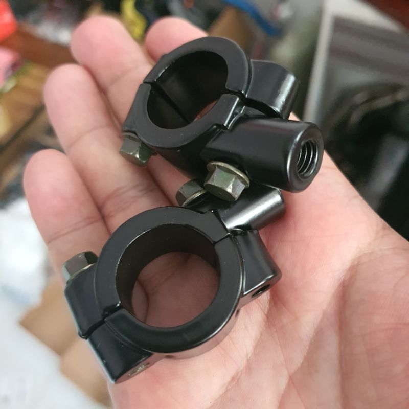 Cùm chân gương 10mm 8mm bắt ghi đông tiện dụng cho mọi dòng xe.