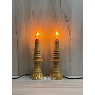 Cặp đèn bàn thờ gỗ sồi kiểu dáng đèn cày nến trang trí bàn thờ gia tiên
