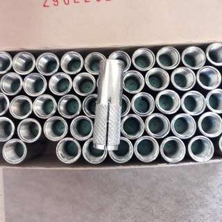 Tắc kê đóng, nở đạn M6-M12 (10 cái)
