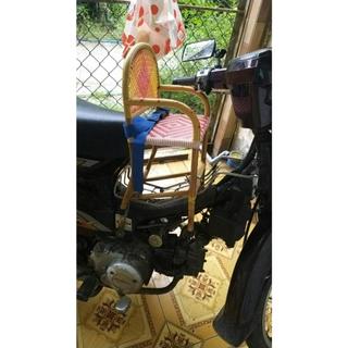 Ghế đi xe máy bằng mây ( Xe ga và xe số)