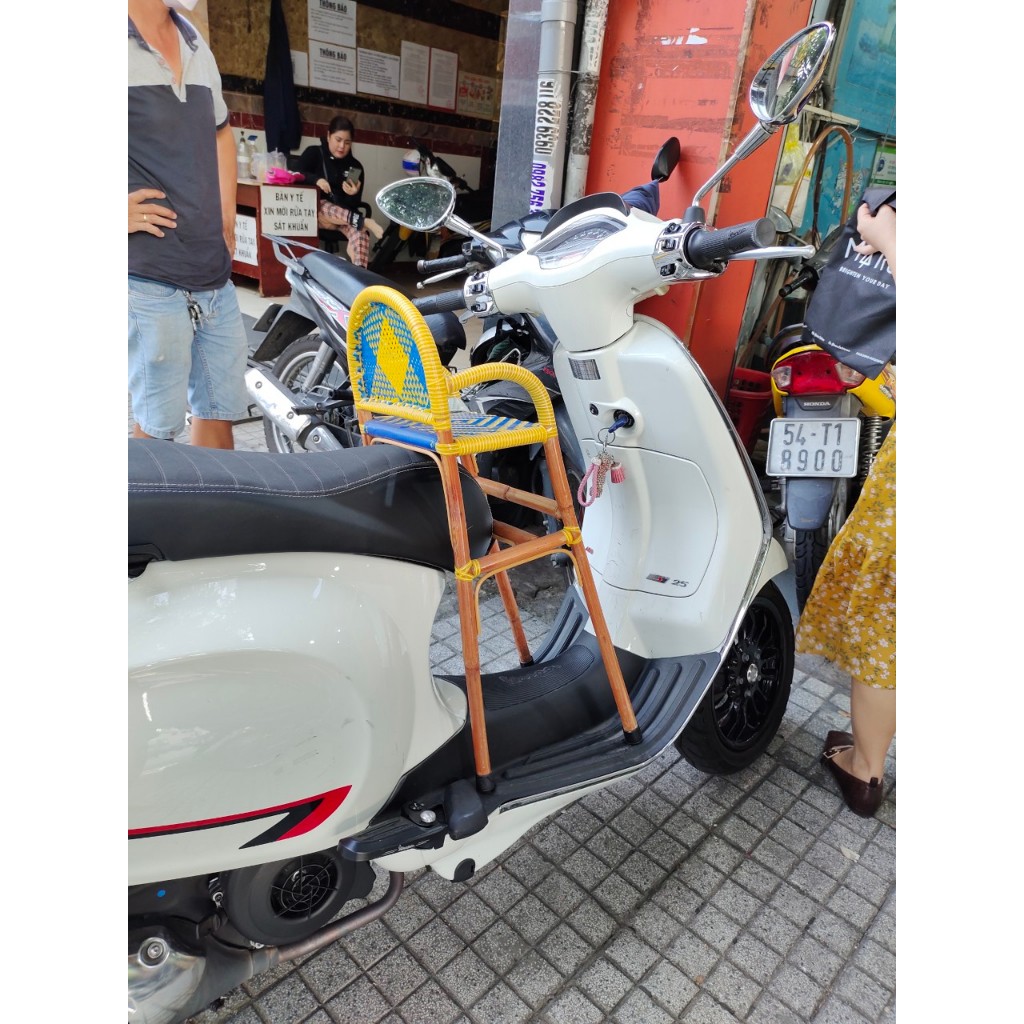 Ghế đi xe máy bằng mây ( Xe ga và xe số)