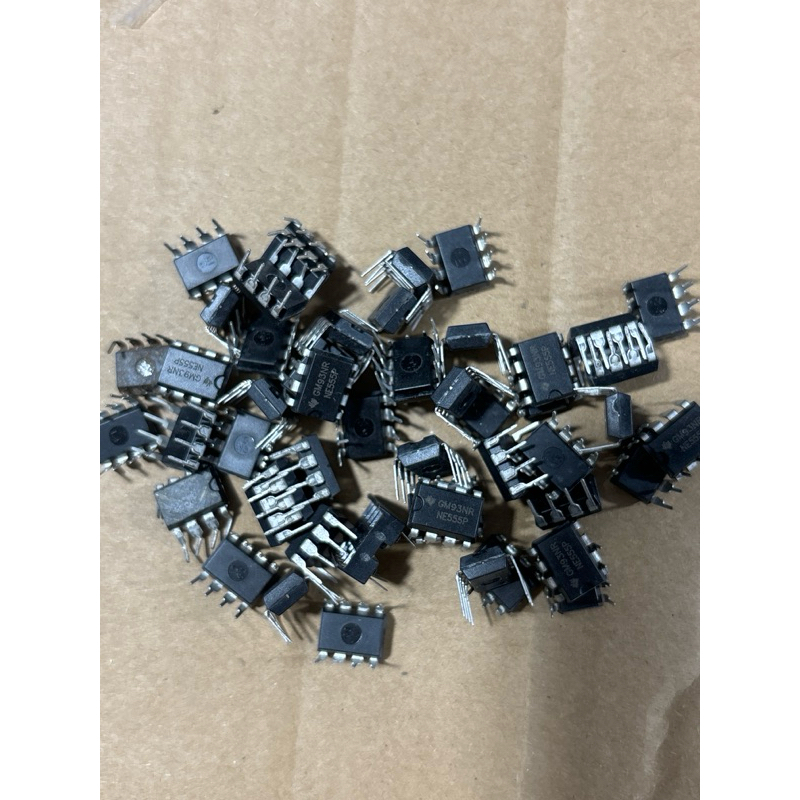 Set 5 con ic NE555 dạng chân cắm