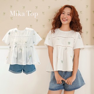 BLEUBIRD Áo vải thô thêu hoa dáng xòe Mika Top