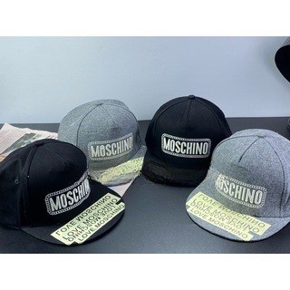 mũ kết snapback cho bé trai 2 tuổi - 5tuổi ( nón hiphop thêu moschino )
