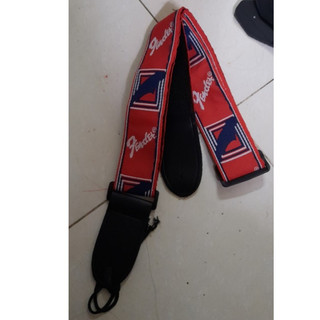 Dây đeo đàn guitar Fender