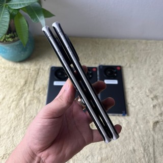 Điện thoại Sharp Leitz Phone 1 Ram 12/256 Snap 888 siêu vip