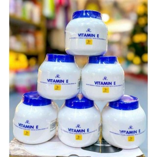 kem vitamin e thái nắp xanh