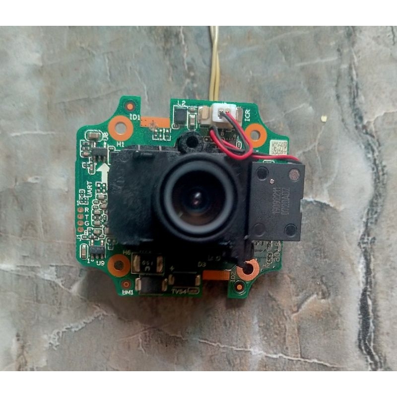 MỘT CÁI CAMERA BKHIVISON CŨ (hàng thanh lý)