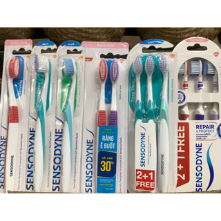  Bàn Chải Đánh Răng Sensodyne Thiết Kế Dành Riêng Cho Răng Ê Buốt 