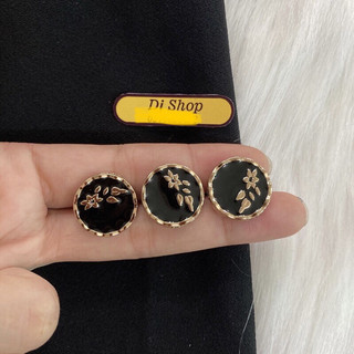 Nút kim loại hình lá đen size 1.8cm đế lồi