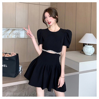 Đầm Hở Bụng Thiết Kế Đính Đá Sang Trọng JARI CLOTHES