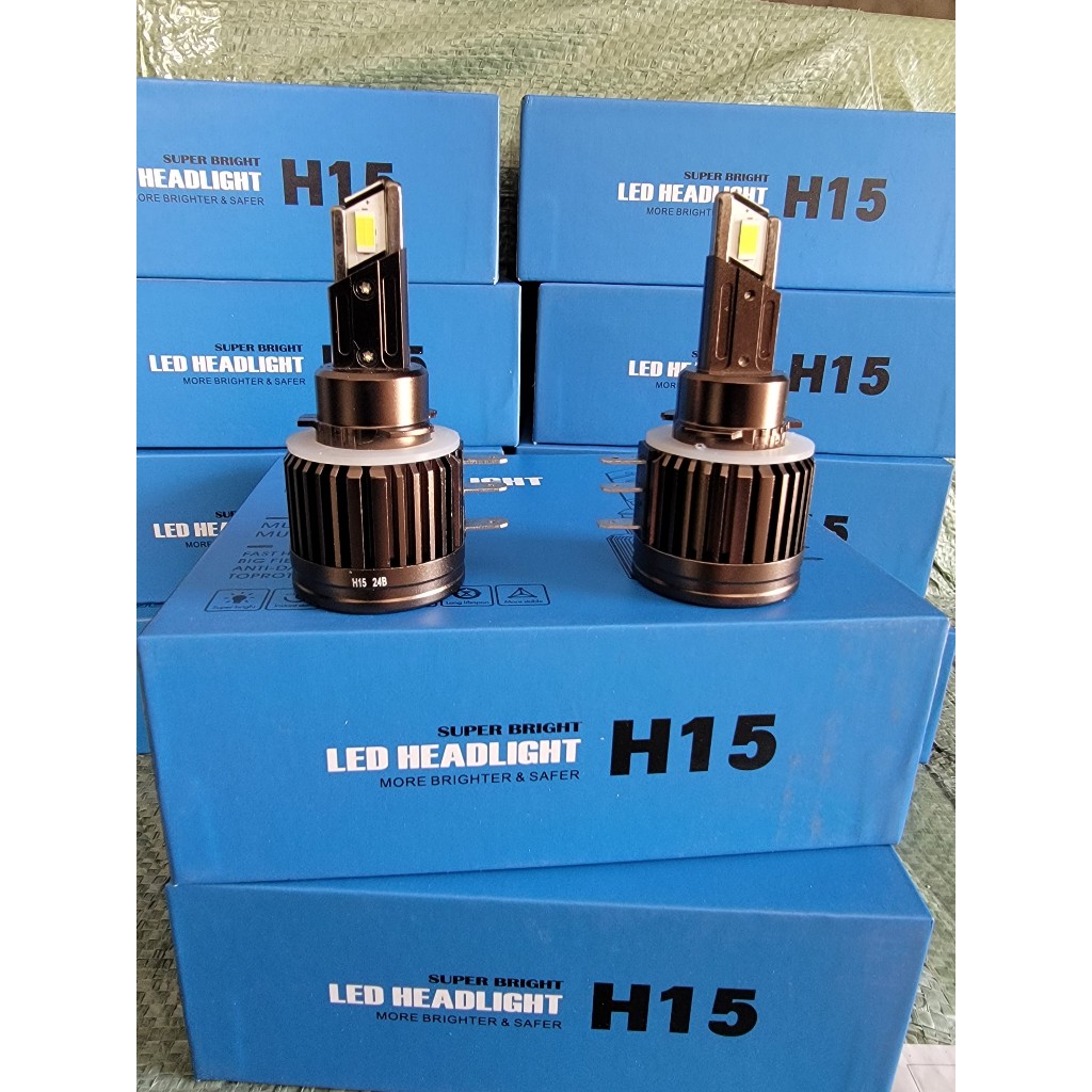 Đèn LED chân H15 lắp cho Madaz 3