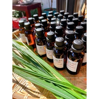 Tinh dầu sả chanh nguyên chất (k phải sả Java)
