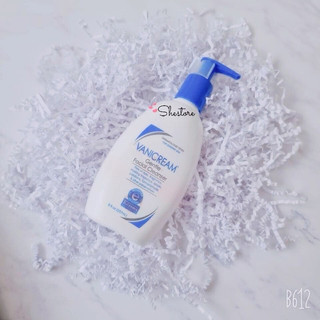 Sữa rửa mặt cho da nhạy cảm VaniCream Gentle Facial Cleanser 237ml