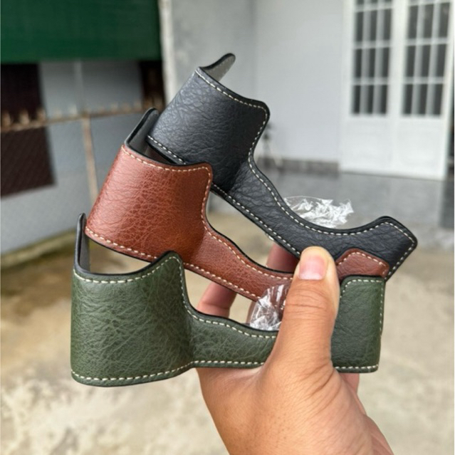 Bao da Halfcase Sony A7m4, A74, A7IV - mẫu mới vân đẹp màu đẹp
