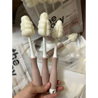 Cọ mút xốp Grosmimi/Moyuum chính hãng Hàn Quốc, Cọ mút bọt biển rửa bình sữa núm ti grossmimi/ moyuum