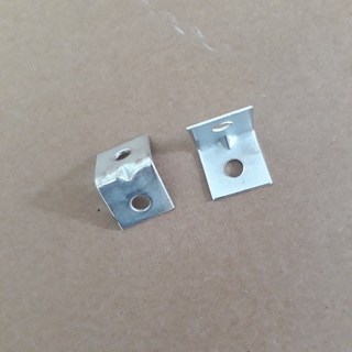 Ke góc vuông 2 lỗ (50 cái)