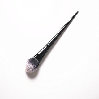 Cọ Phấn Phủ Đầu Dẹp Kat Von D Số 25 – Tán Phấn Mịn, Dễ Tán, Không Rơi Lông