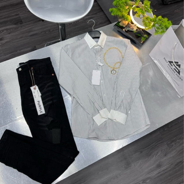 Sơmi Thom đồng hồ bản new 2024 chất thô thêu lên fom dáng cực đẹp mẫu sẵn tại shop