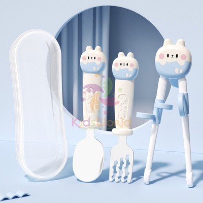 Bộ thìa nĩa đũa tập gắp cho bé KidAndMom hình thỏ xỏ ngón chống trượt giúp làm quen với gắp thức ăn
