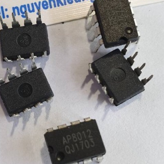 5 con ic AP8012