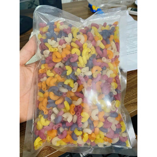 Nui ngũ sắc rau củ