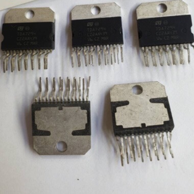 2 con ic công suất âm thanh TDA7294