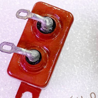 Tụ điện nga 2uF 160V bán 1 chiếc