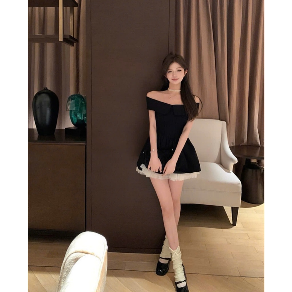 Đầm trễ vai nữ đen phối voan kem Aster Dress | BigBuy360 - bigbuy360.vn