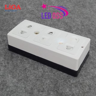 Ổ cắm ba 2 chấu LiOA lắp nổi có nắp che và đèn báo
