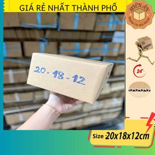 Hộp giấy P55 size 20x18x12 cm, thùng carton gói hàng Everest