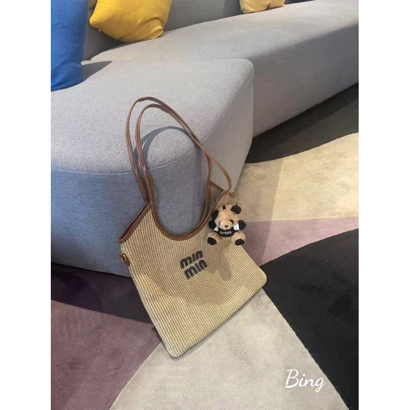 TÚI TOTE MIUMIU CÓI HÀNG XỊN