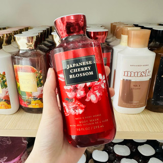 Gel tắm Bath & Bodyworks hương Japanese Cherry Blossom ( 295ml )