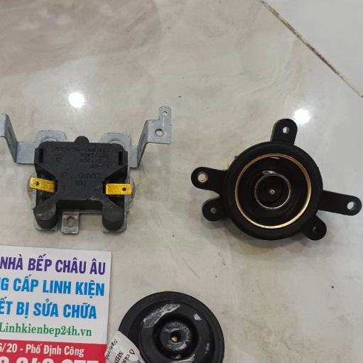 Rơ le đế ấm siêu tốc Lock&Lock - cả bộ
