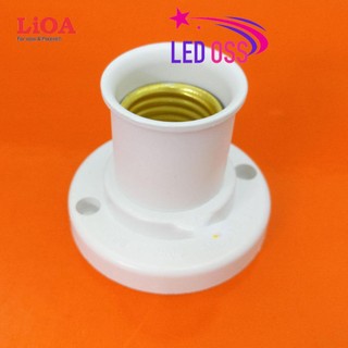 Đui thẳng xoáy vuông góc E27 Thương Hiệu LIOA lắp với bóng đèn LED và compact