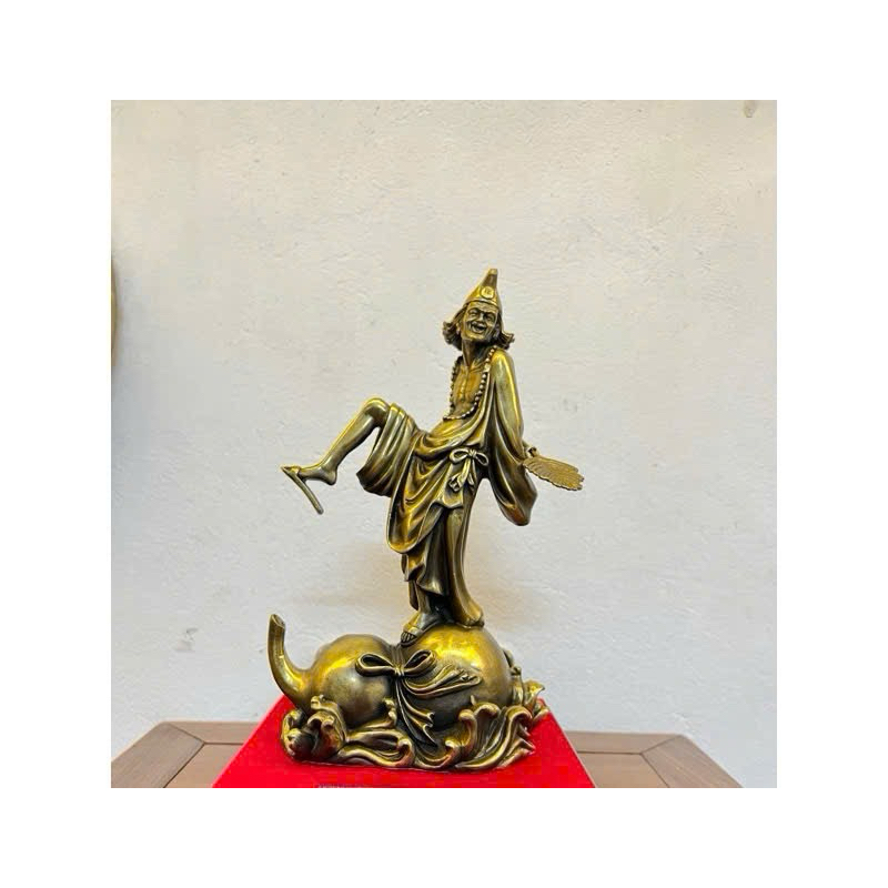 Tượng tế công bằng đồng