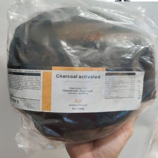 Than hoạt tính dạng bột mịn thí nghiệm Xilong (Charcoal Activated) Hộp 500g