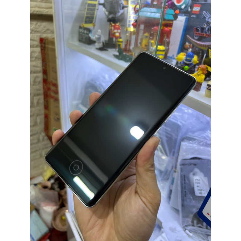 KÍNH CƯỜNG LỰC KEO NƯỚC UV DÀNH CHO Vivo X90/ X90 Pro/ X90 Pro Plus, KÍNH XỊN, DỄ THÁO (KÈM ĐÈN UV N